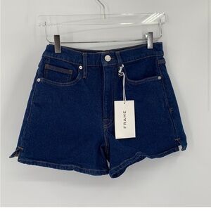 FRAME
Denim Adele Short In Blue